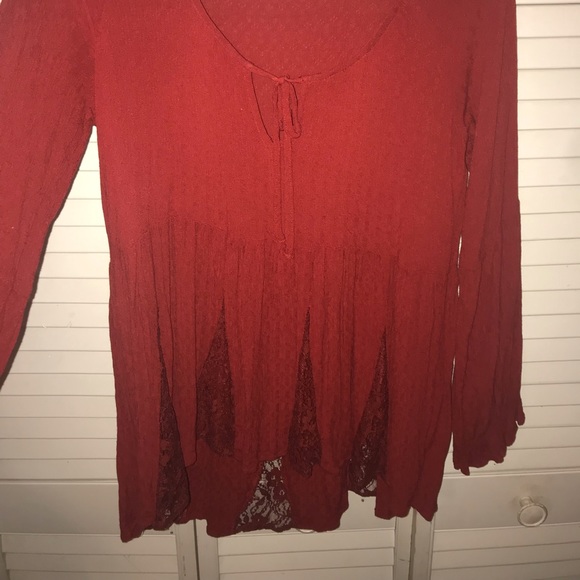 American Eagle red blouse - Picture 3 of 4